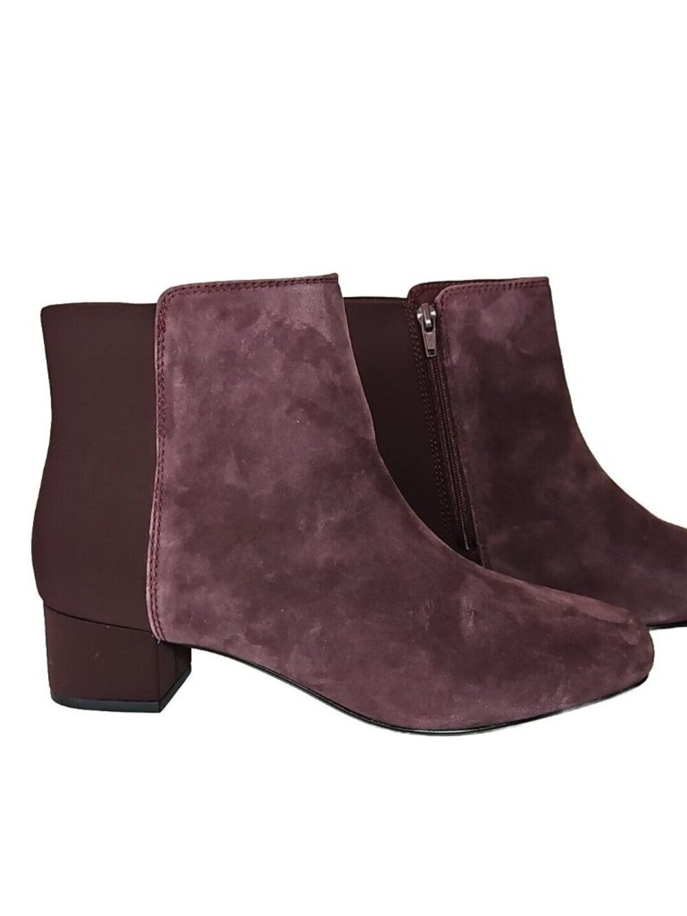 Clarks Ankle Bootie Chartli Womens 8.5 Purple Suede Leather Block Heeled  Zip